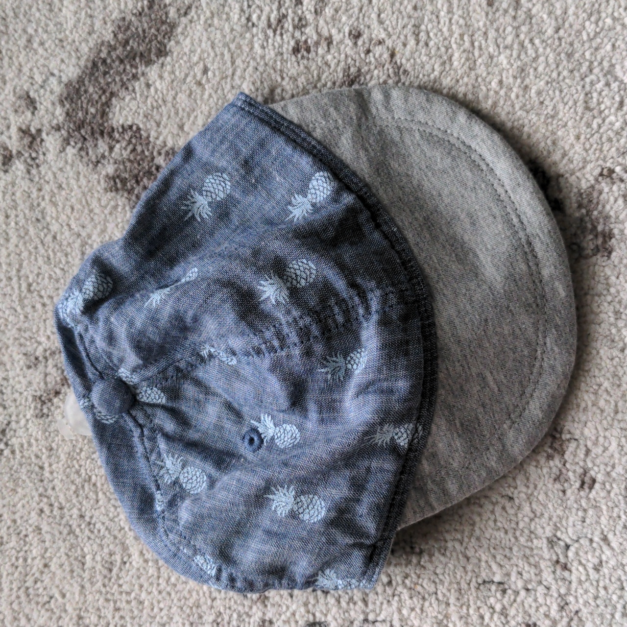 Gap Soft Pineapple Hat